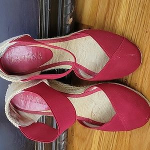 Red close toe fabric wedges 6 Lauren